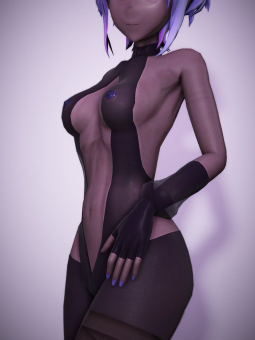 目線より下で切るとエロい 