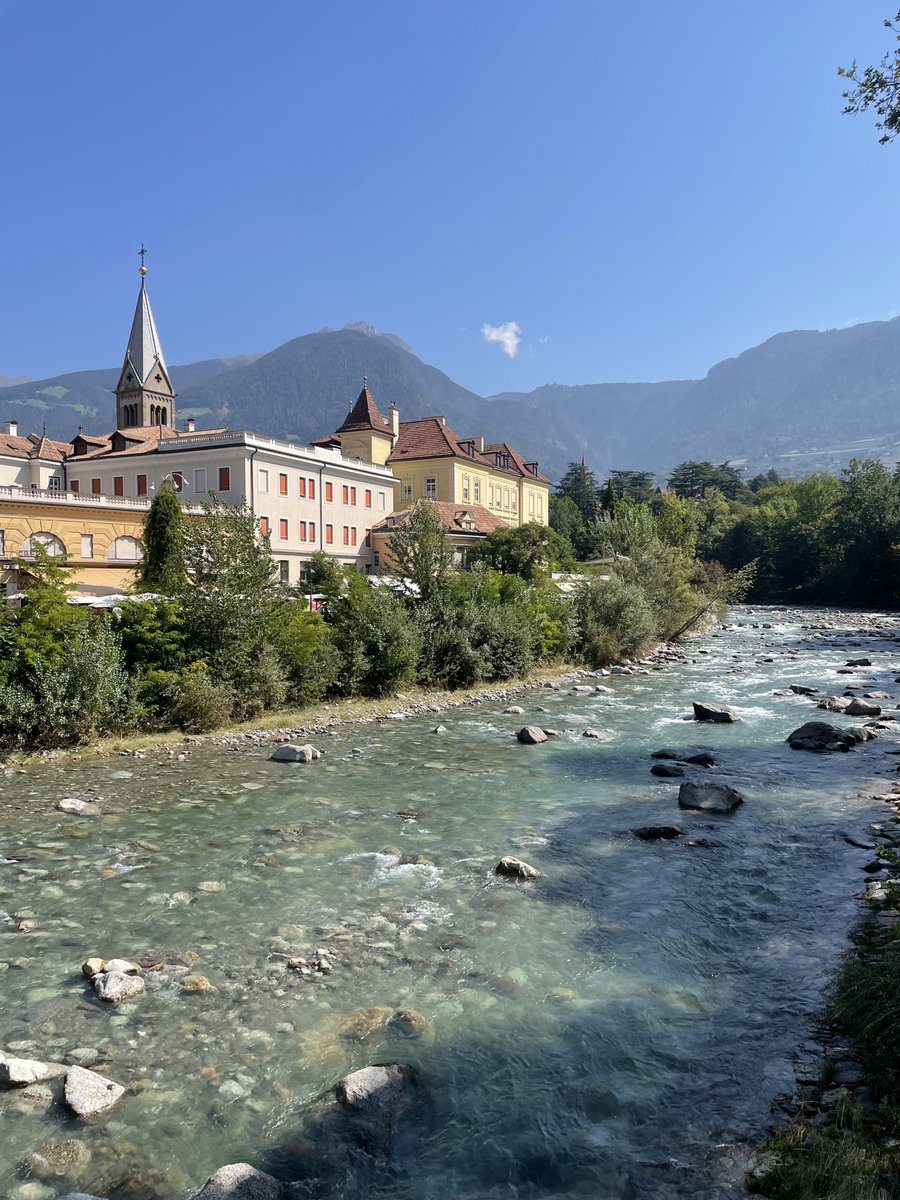 We kicked off our 2023/24 season with appearances at <a href="/Beethovenfest/">Beethovenfest Bonn</a> 🇩🇪 and <a href="/meranofestival/">südtirol festival merano . meran</a> 🇮🇹, surrounded by stunning scenery, lovely audiences and radiant sunshine! What better way to start the year!