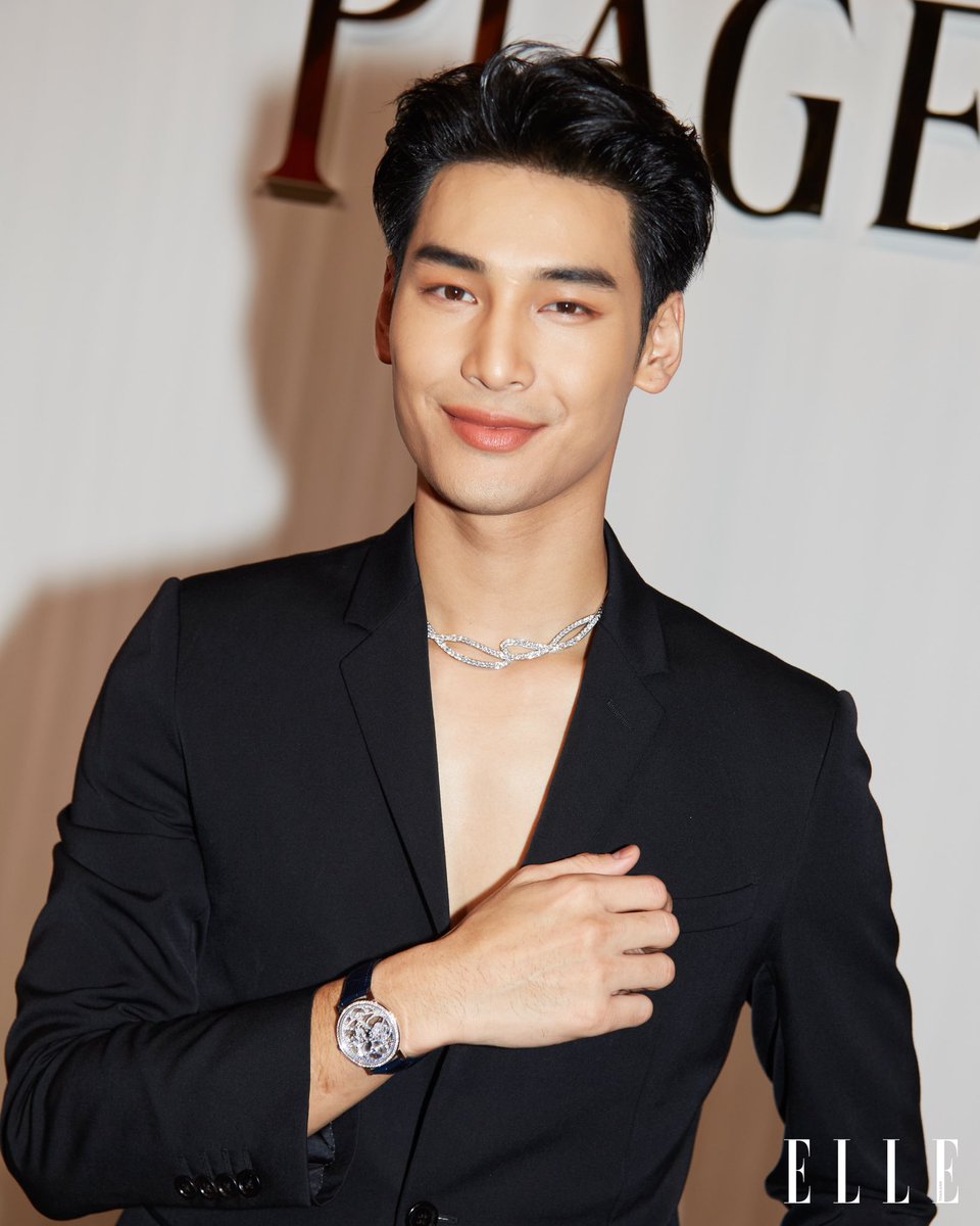 ELLEThailand's tweet photo. หล่อสะกดทุกสายตา! อาโป ณัฐวิญญ์ @Nnattawin1 Friend of PIAGET คนแรกของเอเชียตะวันออกเฉียงใต้ กับลุคหล่อ เรียบหรู พร้อมเครื่องประดับจาก @Piaget ที่งาน Piaget Maison of Extraleganza Gala Dinner 

#ELLEreports 
#Piaget #MaisonOfExtraleganza #PiagetSociety #nnattawin #PiagetxApo https://t.co/dqYplM3F14