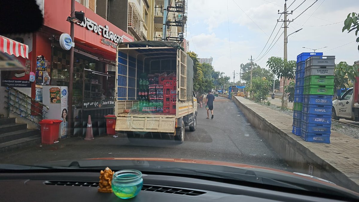 @WhitefieldWard <a href="/ICCCBengaluru/">INTEGRATED COMMAND AND CONTROL CENTRE</a> @BBMPCares <a href="/osd_cmkarnataka/">Office of the OSD to CM Karnataka</a> <a href="/wftrps/">WHITEFIELD TRAFFIC PS BTP</a> <a href="/wfieldps/">WHITEFIELD PS ವೈಟ್ ಫೀಲ್ಡ್ ಪೊಲೀಸ್ ಠಾಣೆ</a> <a href="/dcpwhitefield/">DCP Whitefield Bengaluru</a> @BBMPCOMM @BBMPSplHealth <a href="/NammaWhitefield/">ನಮ್ಮ ವೈಟ್ಫೀಲ್ಡ್ Namma Whitefield</a> <a href="/WFRising/">Whitefield Rising</a>
Springdale layout , Vijay Nagar  Whitefield