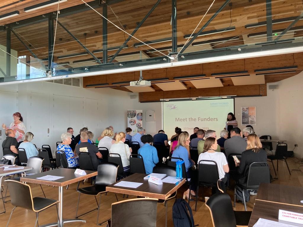 Delighted to have attended today's 'Meet the Funders' event hosted by <a href="/RedZebraCommSol/">Red Zebra Community Solutions</a> at <a href="/3hillssportsprk/">Three Hills Sports Park</a> to discuss funding opportunities for local clubs and organisations in Folkestone &amp; Hythe