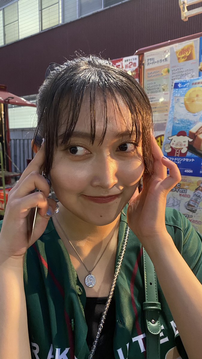 renaxo1016's tweet photo. 皆皆さま、さっそくいっぱいありがとうございますうううううう🥺🍊

私の前ではおもろくてめっちゃ喋る友達みたいなやつだけどたぶん人前ではちょっぴりシャイな妹子です👧🏻

Twitterとインスタやってるからフォローしてあげてくれたら嬉しきです🥺👏 https://t.co/bdw9CCx8cZ