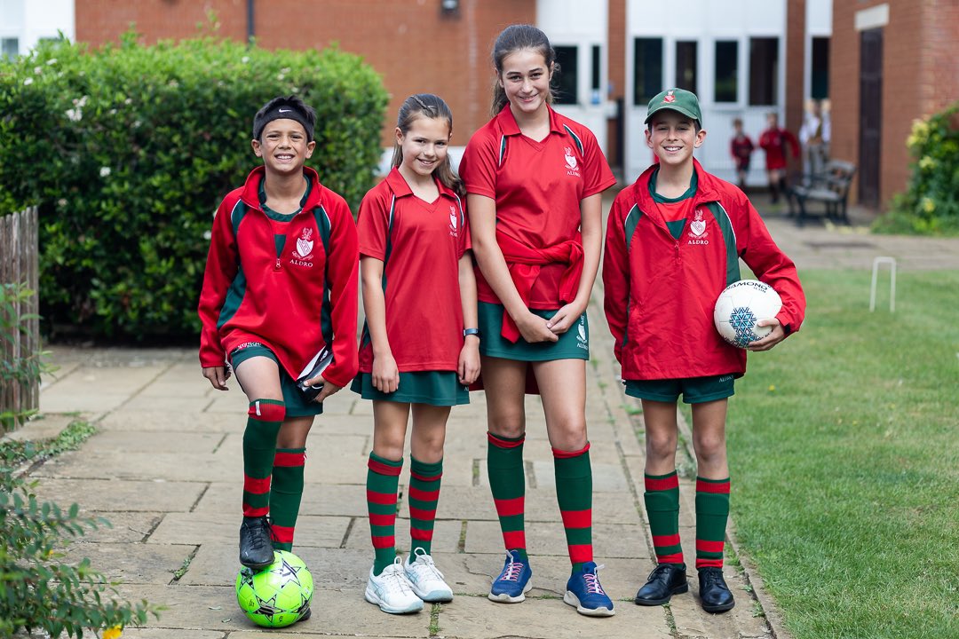 AldroSchool's tweet photo. Ready for an afternoon of football and hockey matches.
#aldrosport #surreyschoolfootball #hockeysurrey #schoolmatches #lifeataldro #surreyprepschool https://t.co/ohL5px9mPa