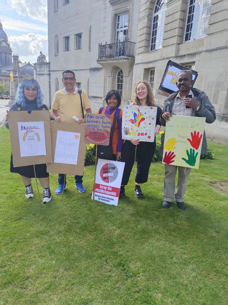 Wow! Amazing to feel the support in the chamber today as #Leeds councillors voted to work to become a Council of Sanctuary👏 Let Leeds continue to be a place of welcome & sanctuary for ALL its citizens. A place we can all feel proud to call home Thank you, we are together🧡