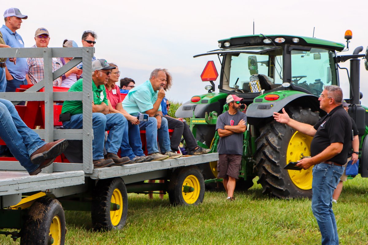 OhioAgriBiz's tweet photo. 80 attendees came together for the 2023 4R Technology Review Field Day at the OSU NW Research Station in Custar last week. Read more here: https://t.co/K3Hqt3qD1O https://t.co/pgKaEK3Kgk
