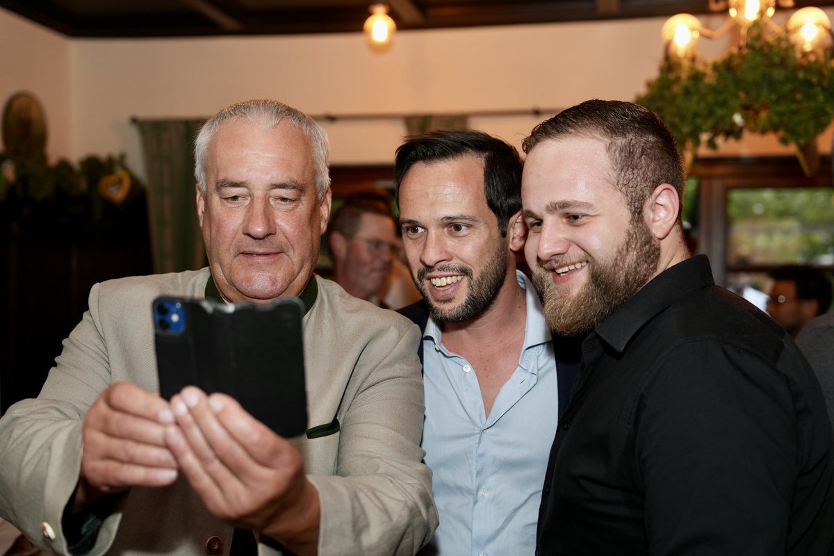 Michael Movchin tweet media