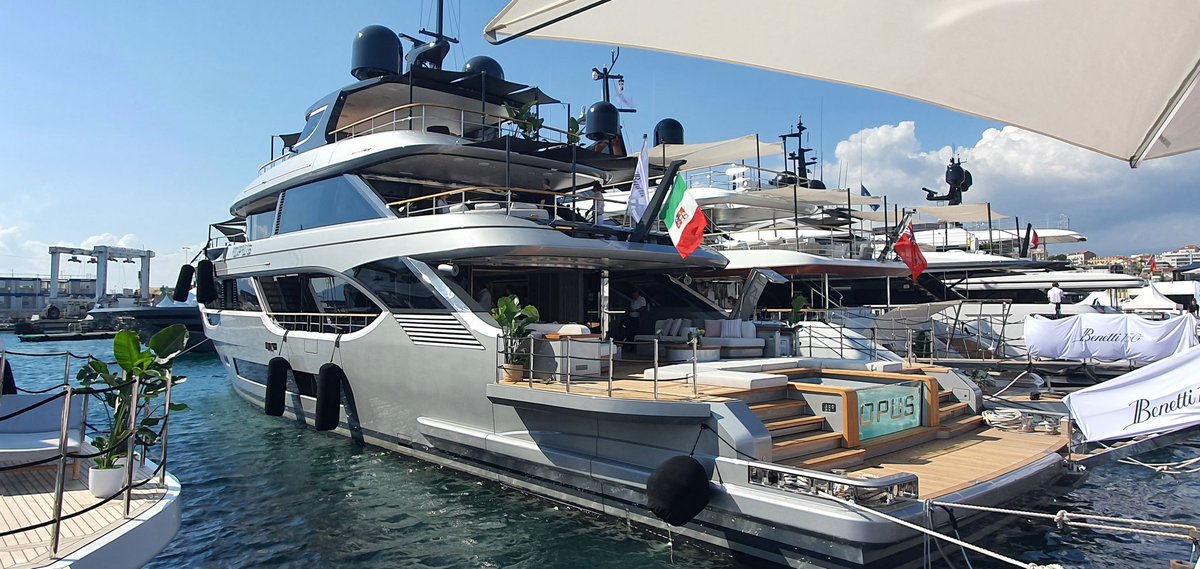 #Benetti Opus 34.36 #yachtingcannes #oasis #Showtime #festival #lounge #SeaofStars #longrange #ocean