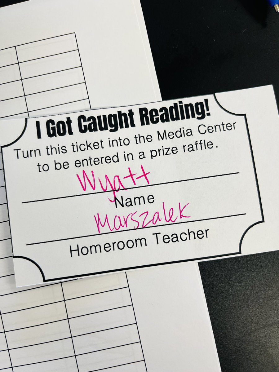 Love this idea from <a href="/Mrs_Poniatowski/">Mrs. Poniatowski</a> and already caught my first reader! #Jerlingstrong <a href="/ProrokLeads/">Daniel Prorok</a> <a href="/MrsHalperEDU/">Dana Halper</a>