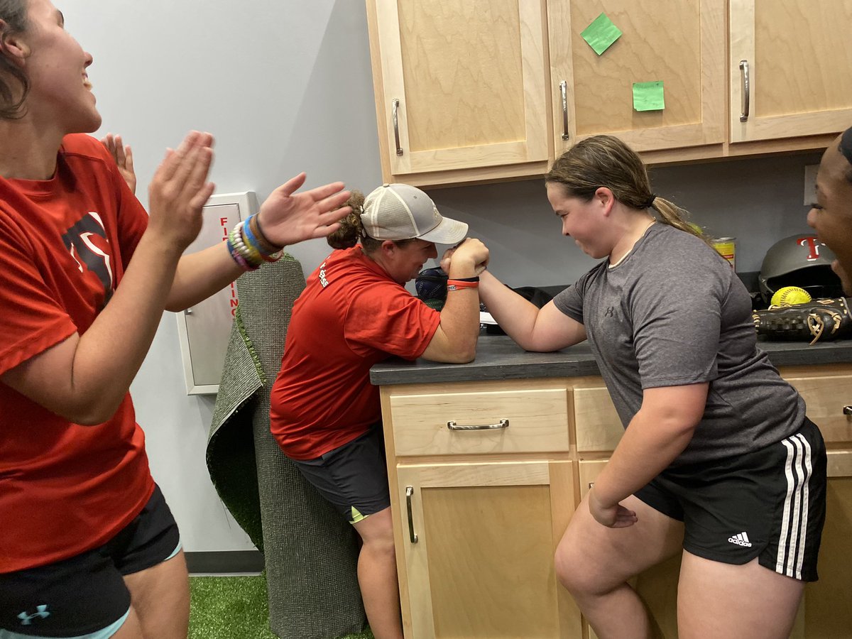 NEHS_Softball1's tweet photo. Last Friday’s “Competition Fridays” winners: Caden White (longest ball hit), Kelsey Diveley (team pick competition), Lucy Moore (best catch), Cam Scarbrough (fastest single) - But coaches go 3 for 3 with the “W” in arm wrestling 💪🏼🥎💥 #trojanpride #compfriday #CreateTheCulture https://t.co/2S1EM9oOBf