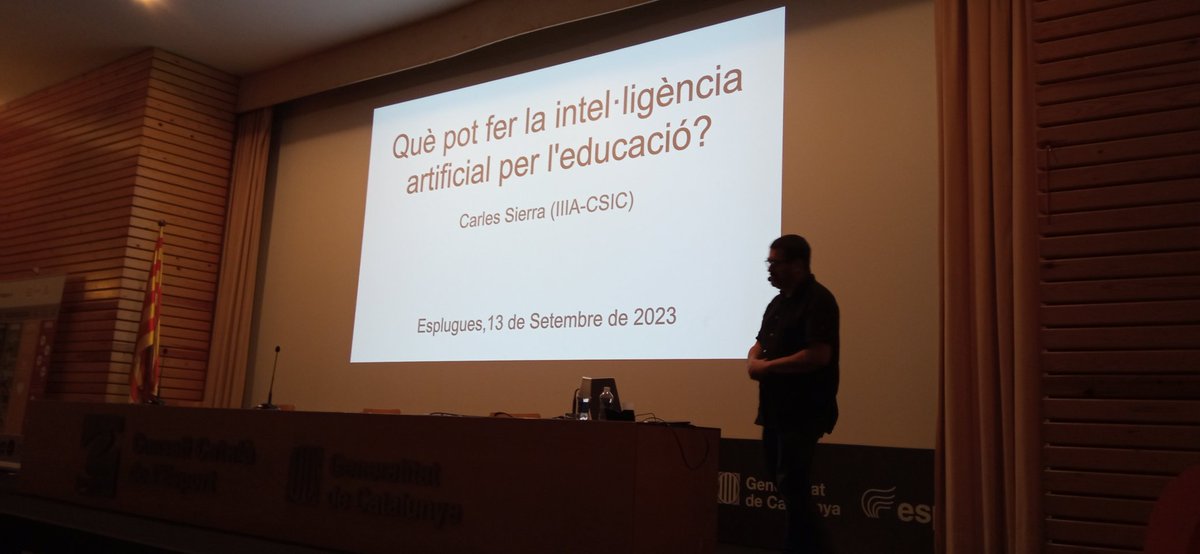 sebll8's tweet photo. Des del Servei Educatiu hem donat la benvinguda al curs escolar partint de la pregunta "Què pot fer la intel·ligència artificial per l'educació?" En Carles Sierra ens ho ha aclarit. Moltes gràcies per l'interès i l'assistència. #stbll #iaeducació #educació #fentxarxa https://t.co/YLE9j27YUd