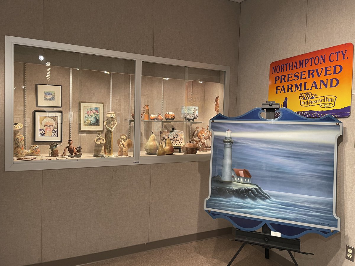 LanaArlene's tweet photo. Come check out the Alumni Show Encore exhibit reception at the Eagle Nest Gallery this Friday from 6:30-8:30 pm! We love connecting with NAHS alumni and seeing their impressive work! 🎨📷🦅🔵 @NazPrinMrB @MrsBabbitt @MisterWehr @NASD712Director https://t.co/pSgBvpTL7L