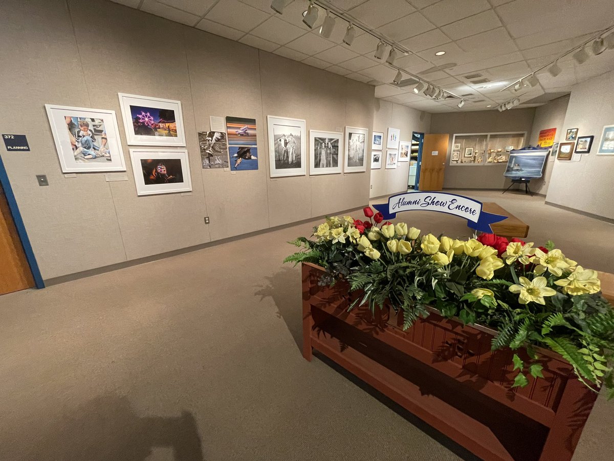LanaArlene's tweet photo. Come check out the Alumni Show Encore exhibit reception at the Eagle Nest Gallery this Friday from 6:30-8:30 pm! We love connecting with NAHS alumni and seeing their impressive work! 🎨📷🦅🔵 @NazPrinMrB @MrsBabbitt @MisterWehr @NASD712Director https://t.co/pSgBvpTL7L