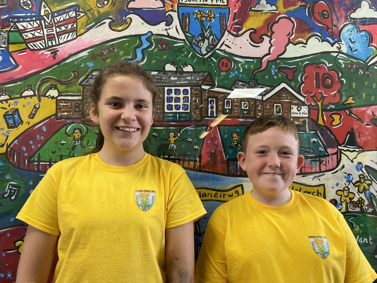 YsgolPenyPil's tweet photo. Llongyfarchiadau mawr i gynrychiolwyr Blwyddyn 6 ar y Cyngor Ysgol eleni. / A huge congratulations to our Year 6 representatives on the School Council this year. 🌟 #cyngorPyP #creudyfodoldisglair https://t.co/Tr3POo3p6U