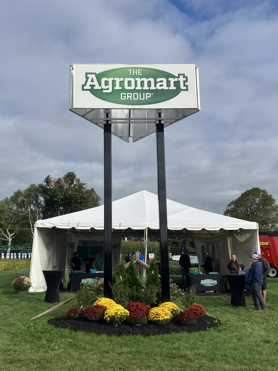 HFS1948's tweet photo. Come See Us At The COFS! #farmshow #agriculture #canadianag #COFS23 https://t.co/JDISPpMLfY