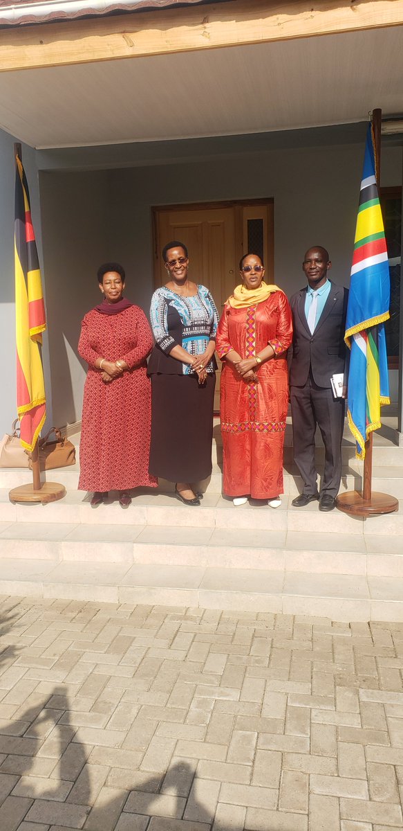 Today the Uganda consulate was honored to host the Delegation of the Hon. Members of Parliament of the Republic of Uganda on Foreign Affairs Committee led by @JovaniceTRO Woman MP Kiruhura District and accompanied by @JenniferMuheesi Woman MP Kazo District