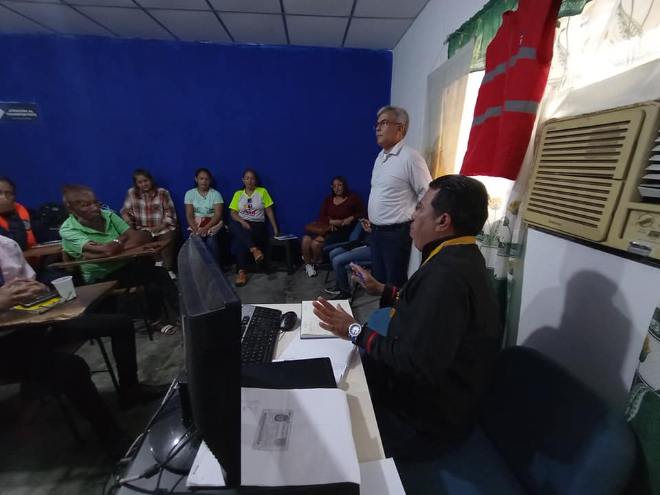 En un trabajo mancomunado el sistema de protección orienta sobre las autorizaciones de viajes nacionales e internacionales de niños niñas y adolescentes.
#INTTContigo
#LaNuevaAmazonas
#MundoPluripolar