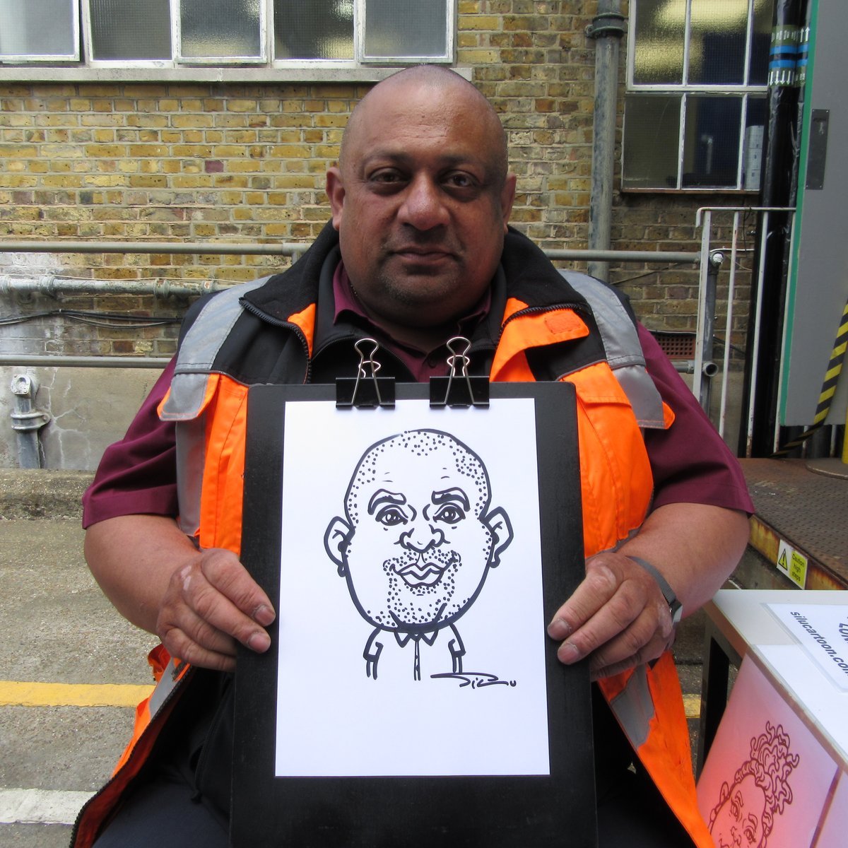 SiluCartoon's tweet photo. Live Caricature for Metroline London @ Harrow Weald Bus Garage 2023-07-21 https://t.co/pCRb4Yauj6