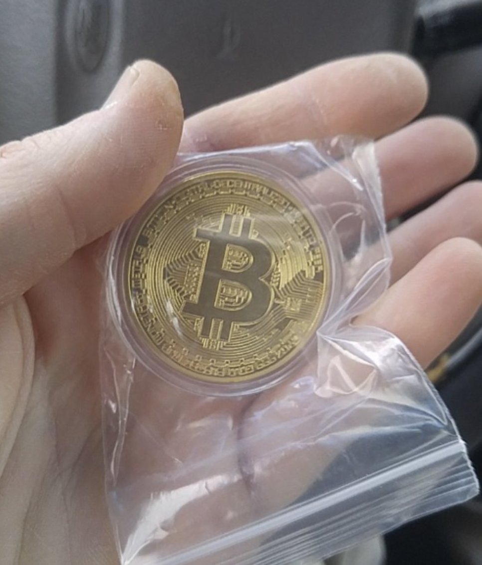 WEEX_Official's tweet photo. 🔥#WEEX 200 USDT #Giveaways ‼️🥰🔥💎🚀

⌛️72 hours⌛️

🎁20ppl✖️5 USDT bonus🎁

👉DOUBLE the prize：
During the Event,Futures trade volume >$10,000, Get 10 USDT bonus💸🤑

🧐Hot topics discuss🧐：

Would you buy BTC right now?💸

💎Required:💎
1️⃣Follow @WEEX_Official🥰🌟 
2️⃣RT & LIKE & TAG 3 FRIENDS👏
3️⃣Fill for your information👇 https://t.co/0Jo4xfjJn5

PS:We didn't provide financial advice,but welcome to discuss with us🥰

If you don’t have an WEEX UID yet, easy register here👉, ✅ (NO KYC required)👉https://t.co/xDmmAPuIAZ 🚀🚀🚀

#WEEX #crypto #trading #bitcoin #eth #exchange #SHIB #xrp #stellar #USDT #usdtgiveaway #Giveaways #giveawayUSER #AirdropCrypto #Airdrop
 #SOL #PEPE