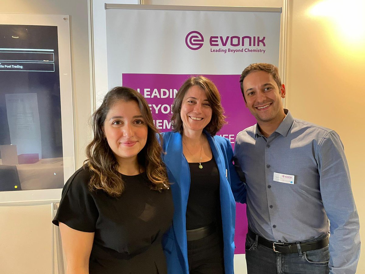 Azhdari, Suna tweet media