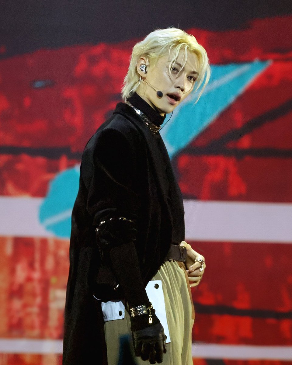 Felix at the MTV VMAs 2023. To perform with <a href="/Stray_Kids/">Stray Kids</a>, the acclaimed singers of S-Class awarded for Best K-Pop Video, the House Ambassador wore a sportswear-inspired tuxedo jacket and cargo trousers by <a href="/TWNGhesquiere/">Nicolas Ghesquiere</a>. 

#Felix #StrayKids #LouisVuitton