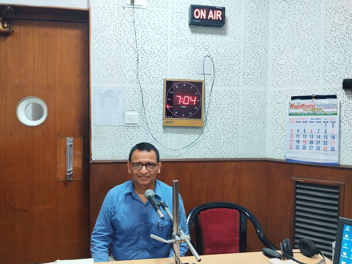 ManojShukul's tweet image. Today I was live on @AIRlucknow #GyanaWani to discuss #RoutineImmunization and Intensified Mission Indradhanush #IMI5.0 @nhm_up @Vaccinate4Life