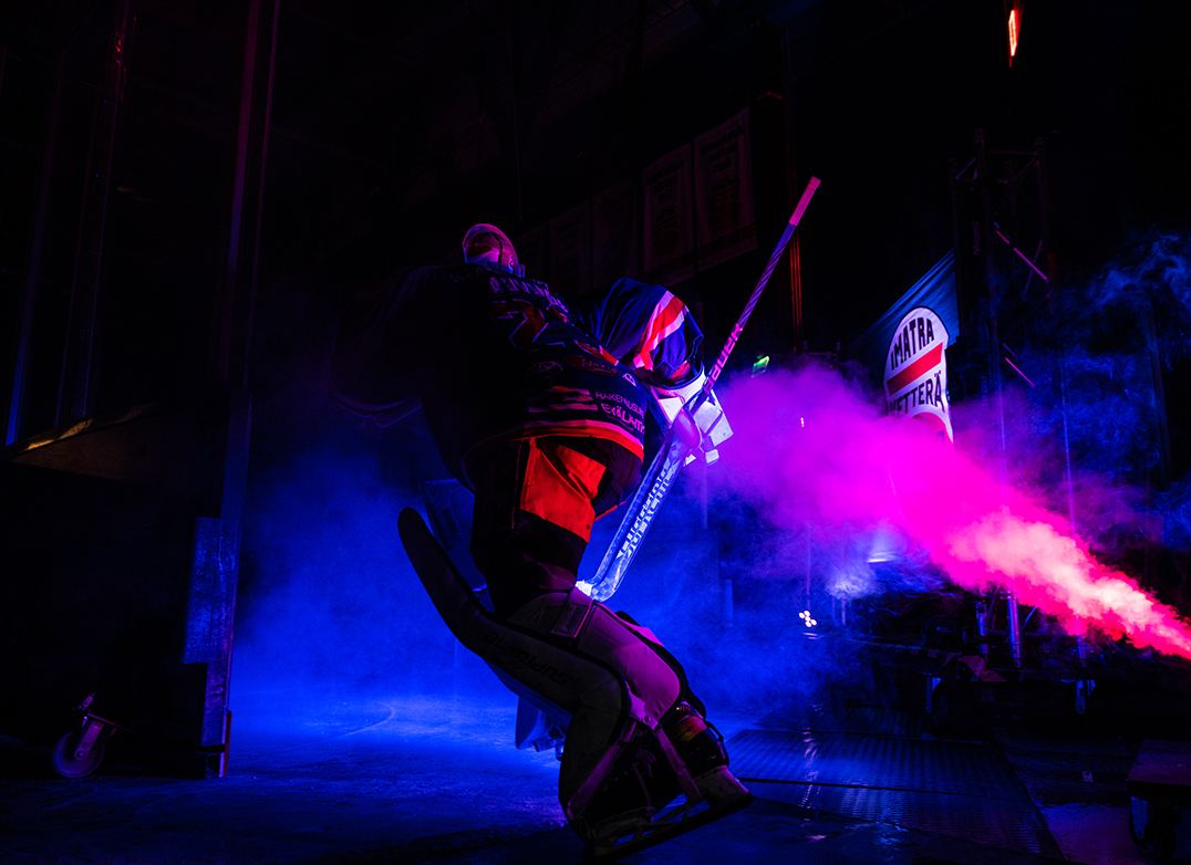 Mestis (@mestis) on Twitter photo Kohta mennään taas Suomen viihdyttävimpien harjoitusotteluiden parissa! 🏒
Klo 18.30 <a href="/KajaaninHokki/">Kajaanin Hokki</a> – <a href="/KiekkoPojat/">Joensuun Kiekko-Pojat</a>
Klo 18.30 <a href="/ImatranKettera/">Imatran Ketterä</a> – @KiekkoEspoo_ (📺 Leijonat TV)
📸: Aaro Nuoramo
#Mestis #SuomenViihdyttävintäLätkää Kohta mennään taas Suomen viihdyttävimpien harjoitusotteluiden parissa! 🏒
Klo 18.30 <a href="/KajaaninHokki/">Kajaanin Hokki</a> – <a href="/KiekkoPojat/">Joensuun Kiekko-Pojat</a>
Klo 18.30 <a href="/ImatranKettera/">Imatran Ketterä</a> – @KiekkoEspoo_ (📺 Leijonat TV)
📸: Aaro Nuoramo
#Mestis #SuomenViihdyttävintäLätkää