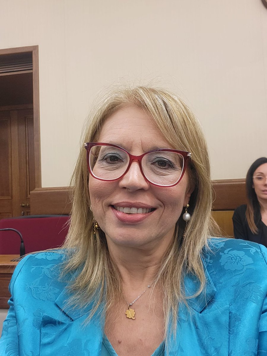 Oggi insediamento della commissione bicamerale di controllo sull'attività degli enti gestori di forme obbligatorie di previdenza e assistenza sociale. Ringrazio il mio partito per questa importante opportunità!