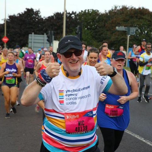 Congratulations to our own Nic Clarke who completed the #GreatNorthRun2023 at the weekend, raising money for #TeamCRW!
 
We have many ways you can get involved and help cancer research in Wales, for Wales. If you're interested, take a look at our website:  bit.ly/45QjBZb