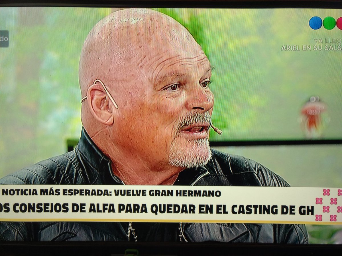 Cristia63969064's tweet photo. El Número 1 Gran Ganador de Gran Hermano Edición 2022/2023: Walter Alfa en vivo en Telefe en una entrevista espectacular. Todos los demás No Existen.
#GH22 #GH23 #GH2023 #GranHermano #Alfa #Alfita #AlfaCampeonGH #AlfaReyDeGH #telefe #GranHermano2023 #RominaAl9009 #RominaAl7007 https://t.co/KfMVViOT4o