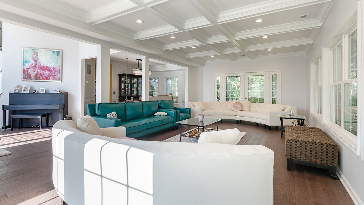 MichaelNash's tweet image. Home additions can transform your space and accommodate your growing needs. Our expert builders can expand your living area while maintaining the integrity of your home&apos;s design. Ready for more space? #HomeAddition #Expansion #MichaelNashDesign