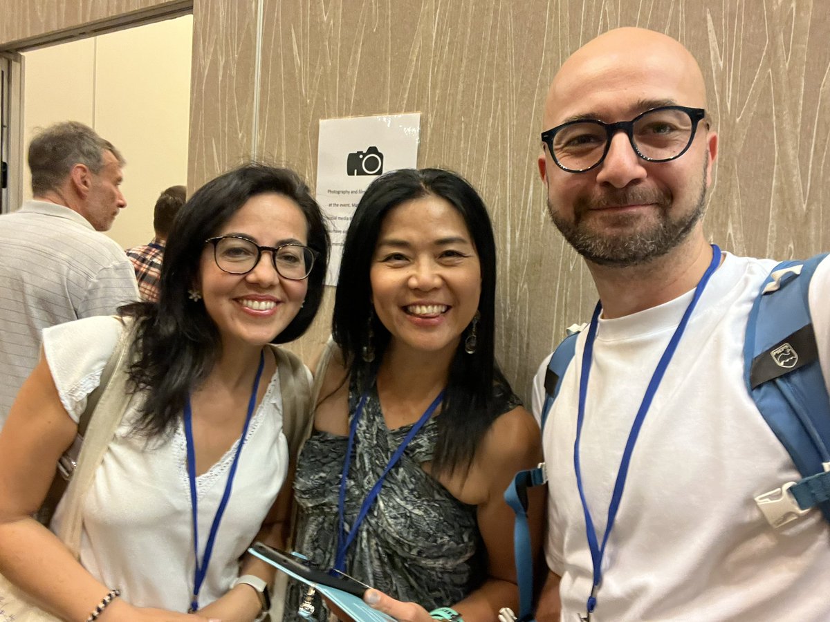 Together with <a href="/rachelpcwon/">Rachel Won</a> and <a href="/EPFL_altug_lab/">Hatice Altug</a> at. Metamaterials Congress!