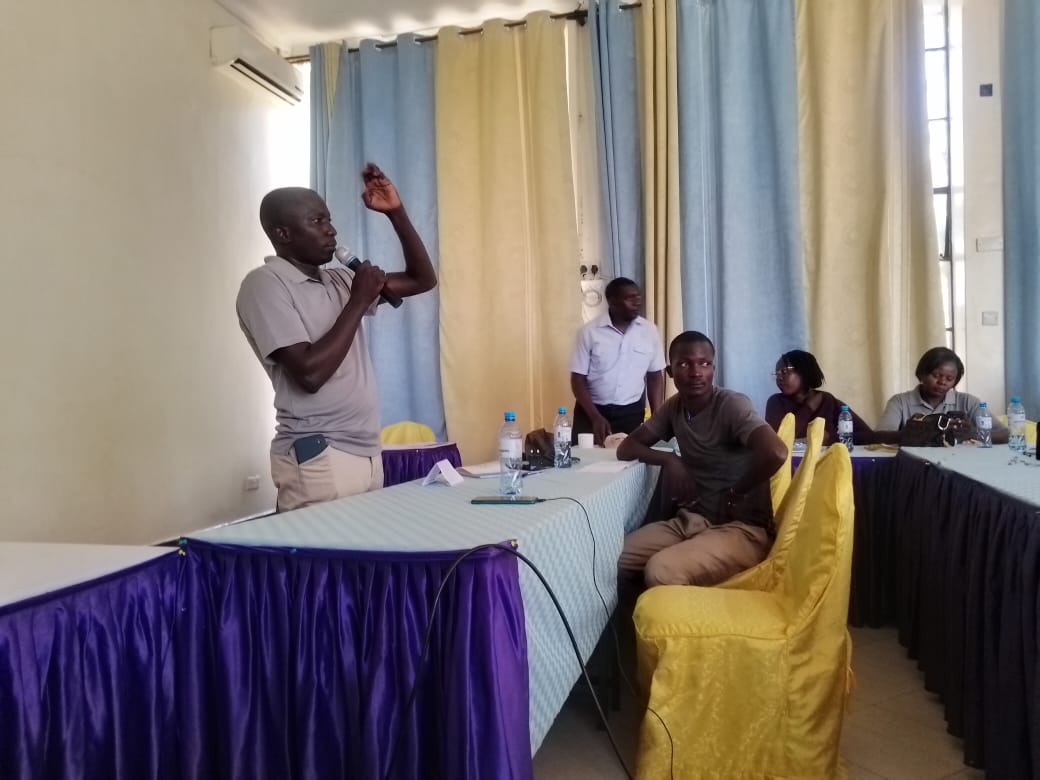 KJamtaka's tweet photo. Farming is the future. Today, we joined other organizations in a training on Smart Agribusiness organised by Cereal Growers Association. The training was to enable the youth to share ideas, limits &amp; how they can seamlessly work in the value chain @Rabobank @Syngenta @WFP @Bayer https://t.co/HZSR3zYl9n