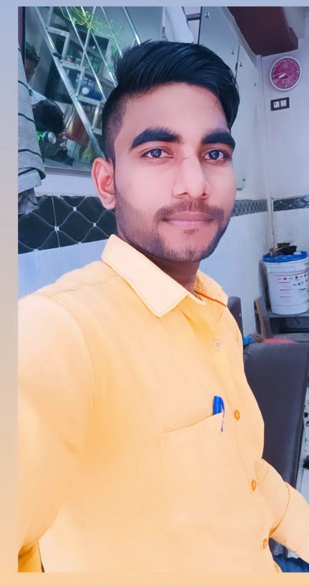 18ashishyadav18's tweet image. @Imashishyadav18 कठिन  समय  में भी  अपने लक्ष्य  को मत  छोड़िये और
विपत्ति  को  अवसर  में  बदलिए .#Newlook. #Npost