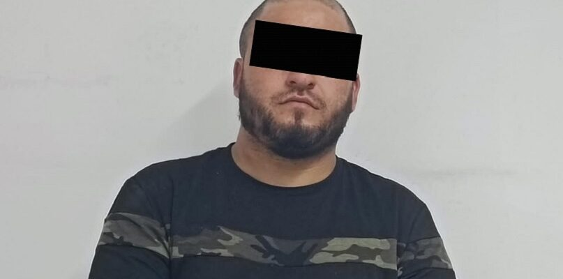 NachoMat72's tweet photo. El costo de la cena del 15 de septiembre subió 40%: ANPEC

Fue detenido en Chihuahua, Óscar Pérez,  alías “El Ruso”

Más información en
https://t.co/MGJstSlqKC https://t.co/oDhrAm6Mxf