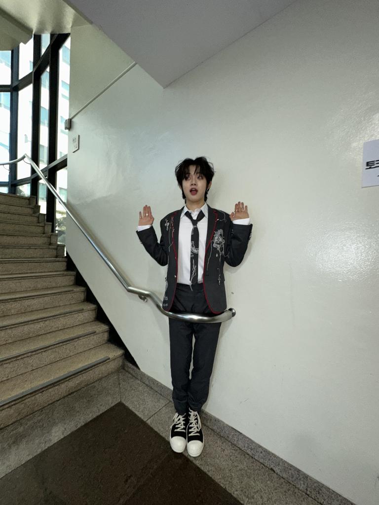 TXT_members's tweet image. 기쁜 날 가장 멋있었던 연준이 형
생일 축하해요 🥰