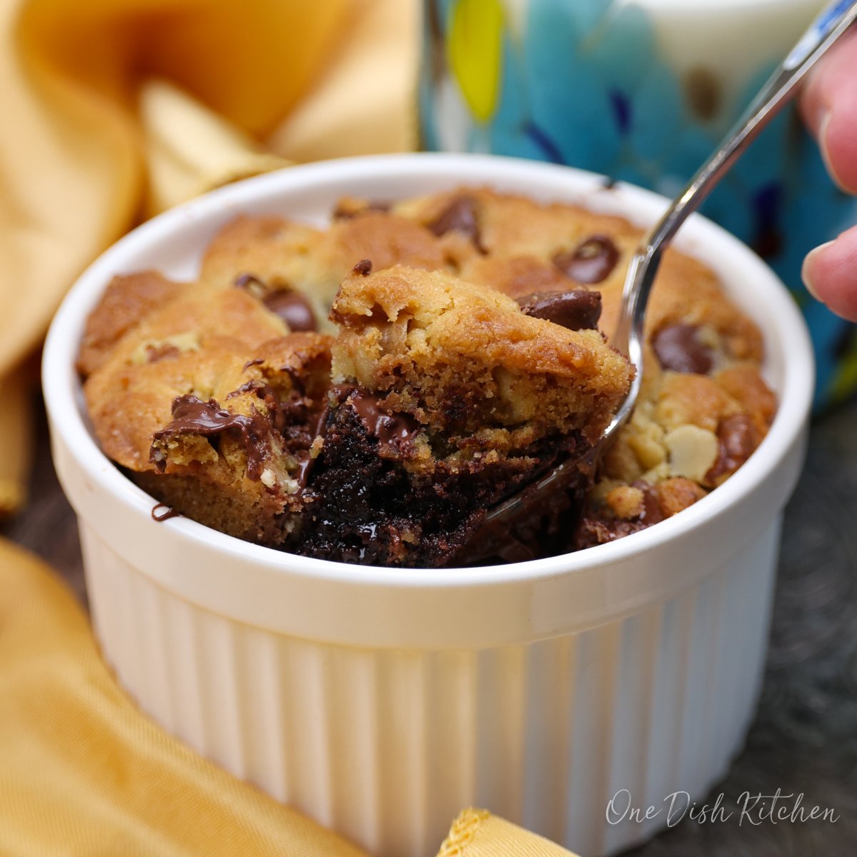 OneDishKitchen's tweet image. Indulge in a single serving Brookie, a perfect blend of brownie and cookie. Easy to make, this dessert offers a unique twist on classic favorites. Ideal for portion control and satisfies all your sweet cravings. onedishkitchen.com/brookie-recipe/ #cookingforone #dessert