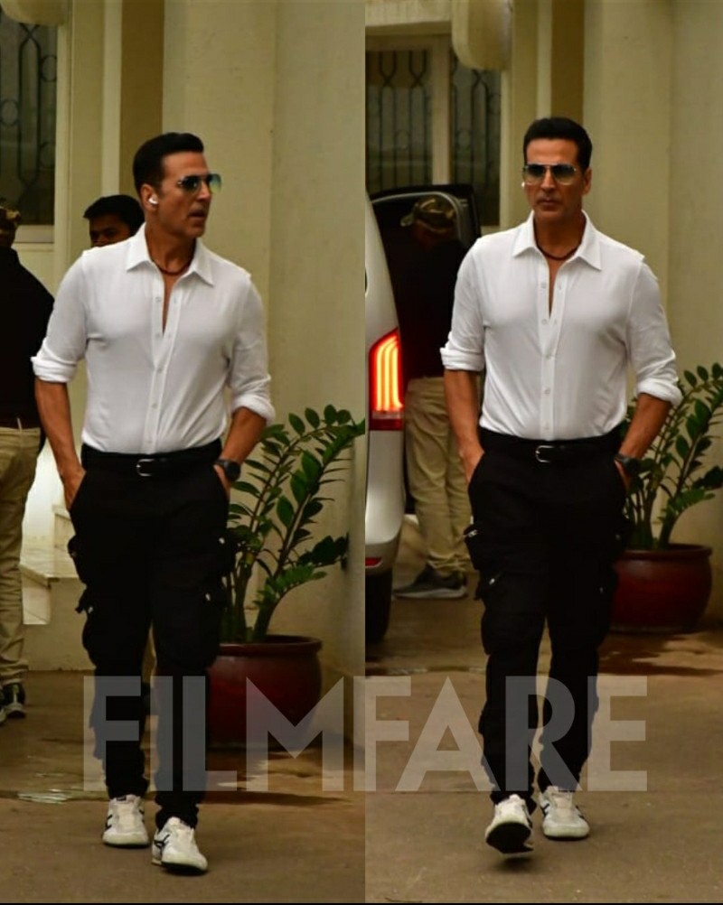 Swetaakkian's tweet photo. Ish look mein #Dhoom4 karlo @akshaykumar 😭❤ https://t.co/4CigmTXpQW