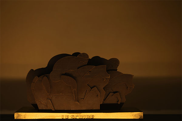 La Bûche de Noël du Sofitel Le Scribe : Un hommage gourmand au prestigieux Jockey Club - TRENDS shar.es/ag1CCS