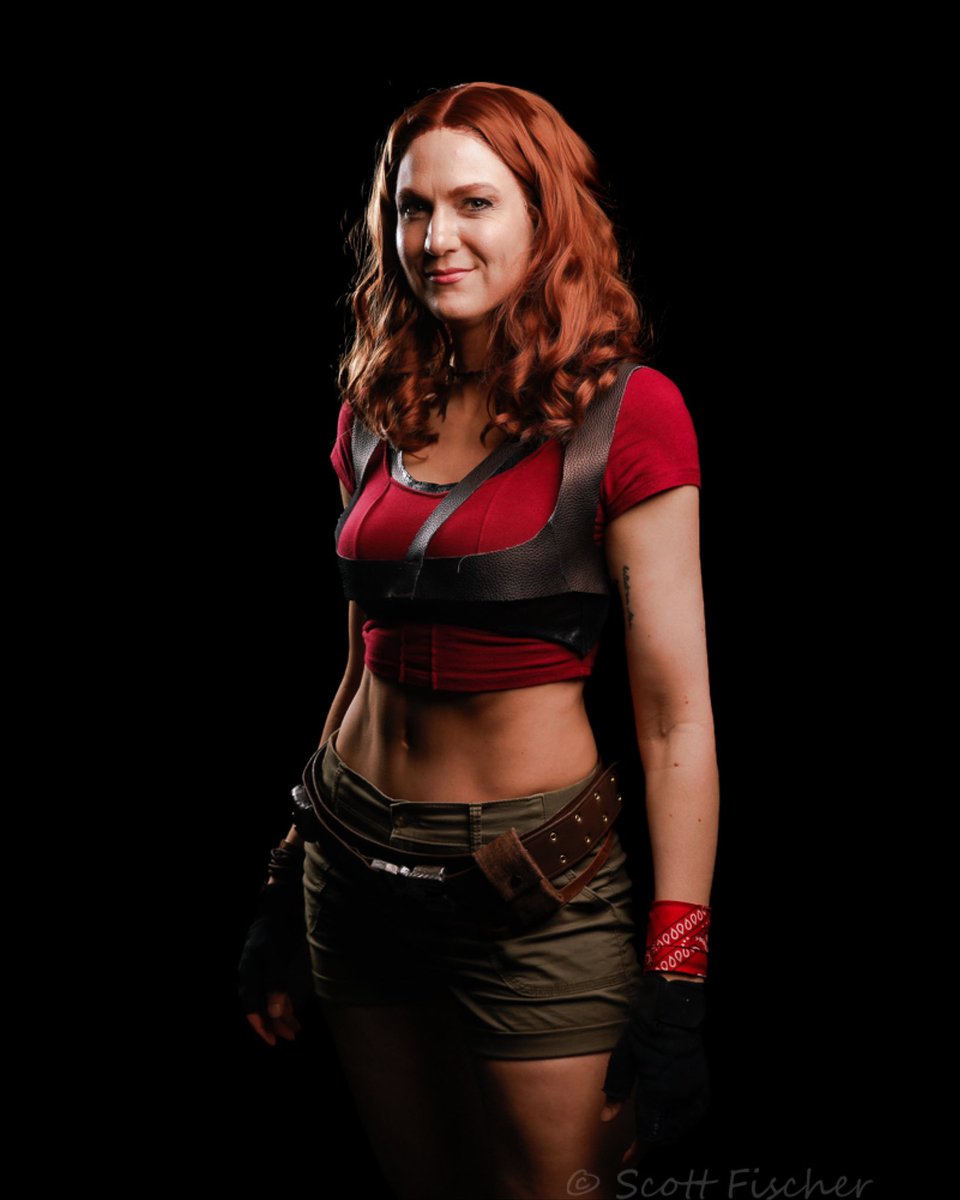 susie_creates's tweet photo. Another Ruby cosplay portrait to continue the #jumanji3 requests to get another movie in the franchise and to see more of my favorite team up ππ» #rubyroundhouse @TheRock @SevenBucksProd ππ»ππ»ππ» photo by Scott Fischer https://t.co/Rx8GHdxprK