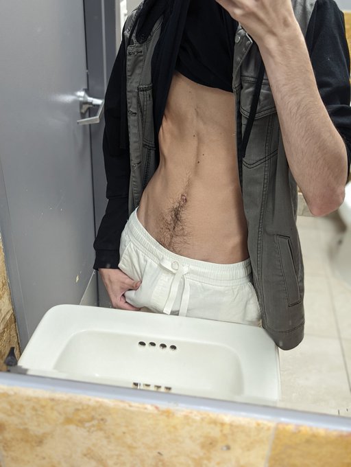 I got so hard I had to sneak off and take some pics hehe would you have joined me?~ https://t.co/Ynq