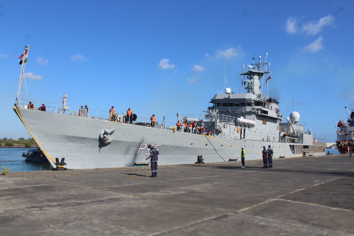 WarshipCam's tweet photo. Indian Navy Sukanya-class patrol vessel INS Sharada (P55) coming into Mauritius - September 13, 2023 #inssharada #p55
SRC: TW-@HCI_PortLouis https://t.co/cmKM7a4oHD