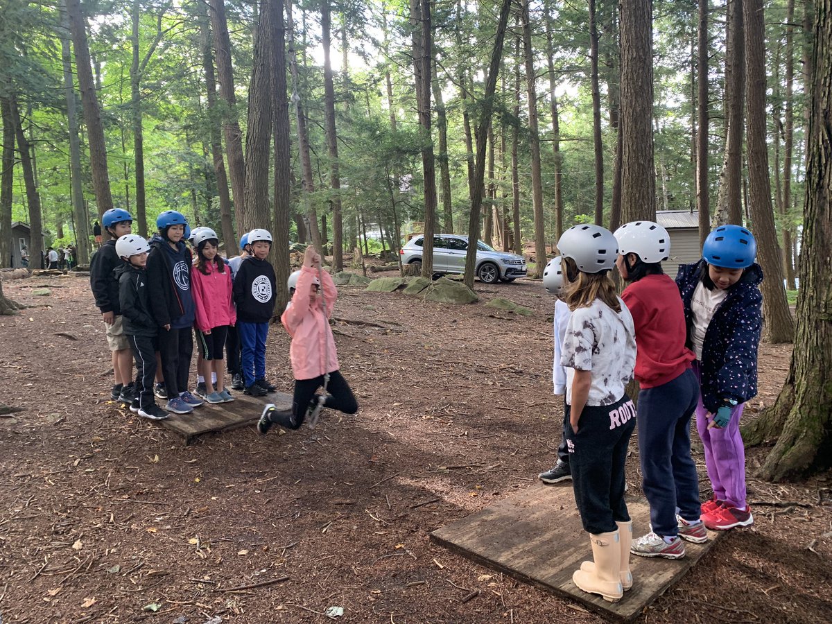 Low ropes challenge for the 6s at Pine Crest. @HTSRichmondHill