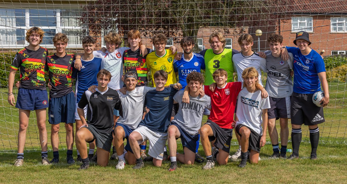 oldgreshamian's tweet image. Gresham's first football fixture of the season was against a team of #oldgreshamians. The match was won by Gresham's, 7 - 3. A full match report will be included within the OG magazine.