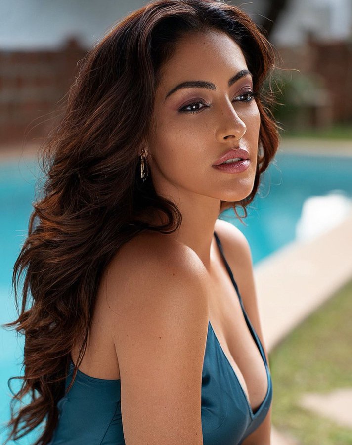 F56eo-0XwAEjX6q?format=jpg&name=900x900