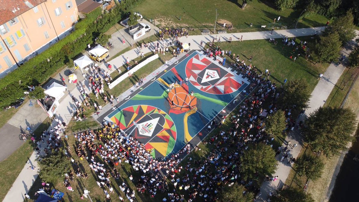 Percorso durato poco più di due anni.Visione trasformata in missione.Realtà innaugurata ufficialmente il 10/9/2023.
Incredibile giornata insieme ai sostenitori di questo Playground dove l’amicizia, lo sport ed il divertimento fanno tutto meravigliosamente magico ♥️ #dreamitmakeit