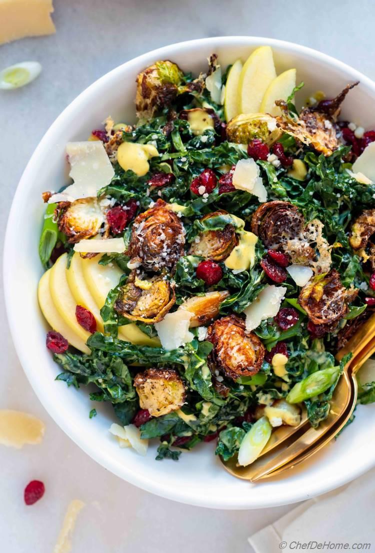 👉Holiday Salads for Thanksgiving Feast
🔗chefdehome.com/meals/90085/ho…

My ultimate #HolidaySalad pick: Kale, apples, cranberries, crispy roasted Parmesan Brussels Sprouts and creamy honey-mustard dressing. Fresh, crunchy, and bursting with fall flavors!   #FallFavorites