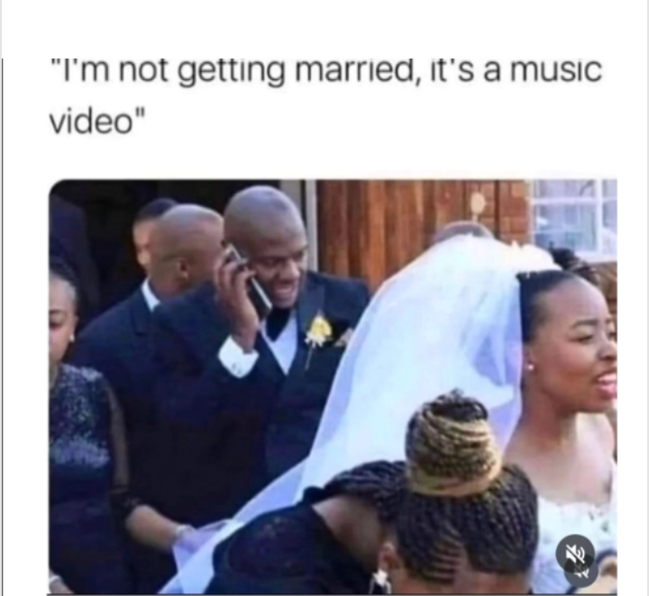 TalentKiwatt's tweet photo. My music video🎼🎬 😂 https://t.co/SgMje61qjw