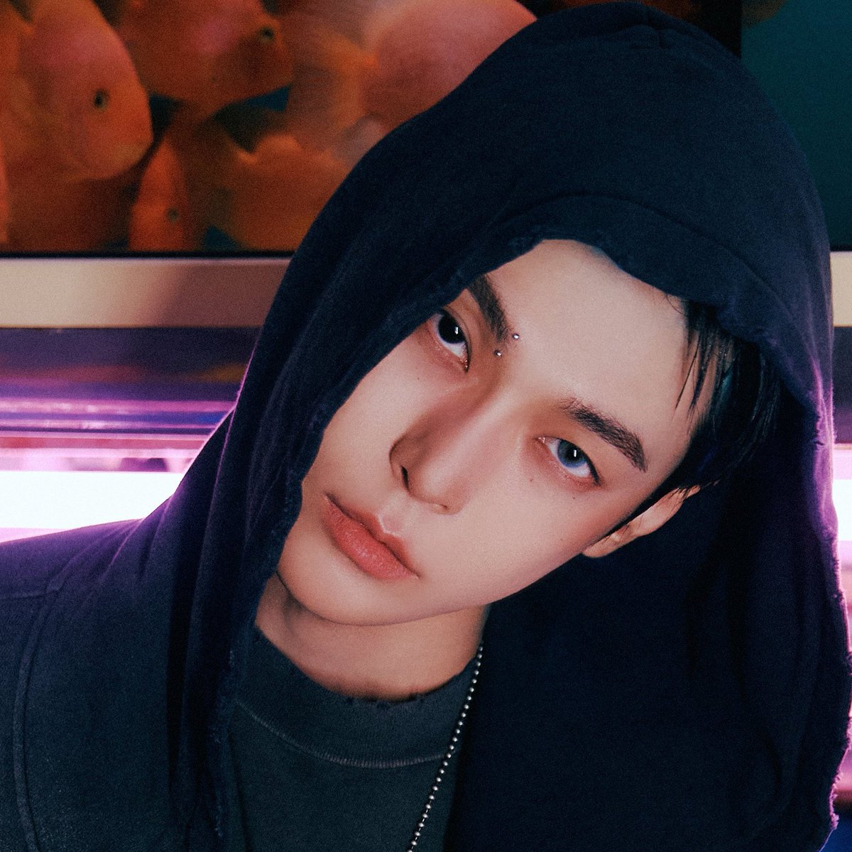 kdyfiles's tweet photo. doyoung intense gaze and the eyebrow stud 😩 https://t.co/TvHg6JVIl7