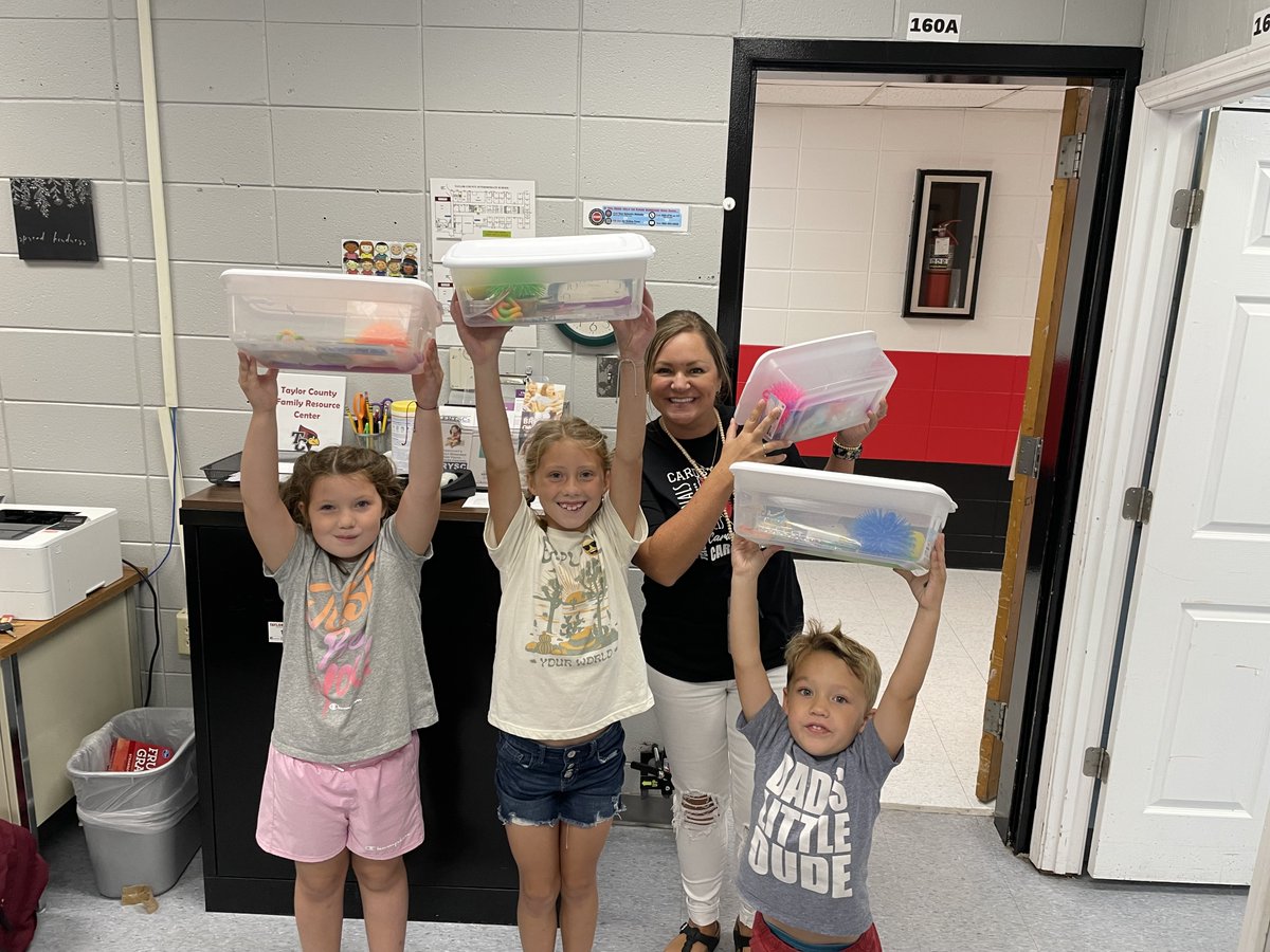 TC_Schools_KY's tweet photo. The Family Resource Center was able to provide each teacher, principal, and counselor with a sensory box!
Students raised money for the boxes during our Autism Walk last spring.
Expect greatness from Taylor County FRC!
#tcpride #tccares #TCFRC #expectgreatness https://t.co/t04TXG4kq5