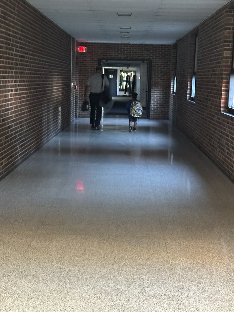 AlsPilots's tweet photo. When your new kindergarten student gets lost, no worries, @dflory71 - HS math teacher - to the rescue! 🩵💛#lovemysmallschool #whereyagoinlittlebuddy #notthatway #PilotsTakeFlight https://t.co/suuSNCKdf0